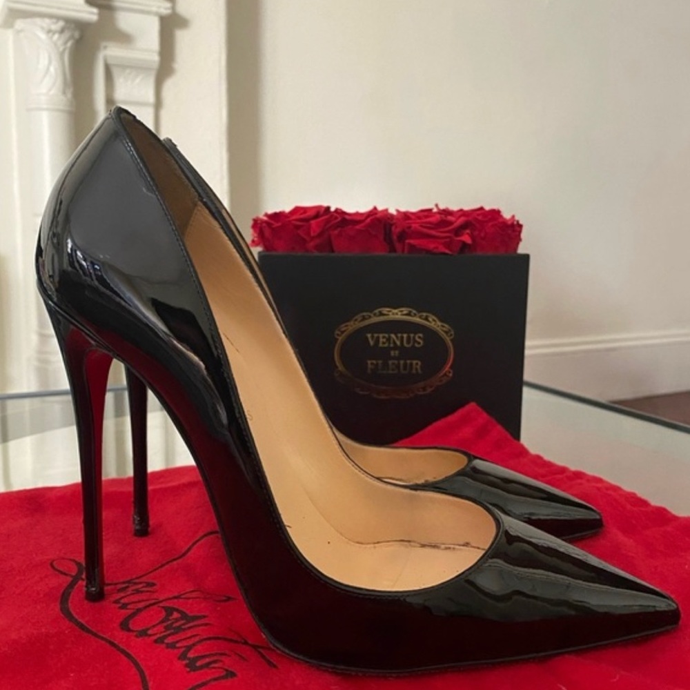 “So Kate” Christian Louboutin size 7 AUTHENTIC